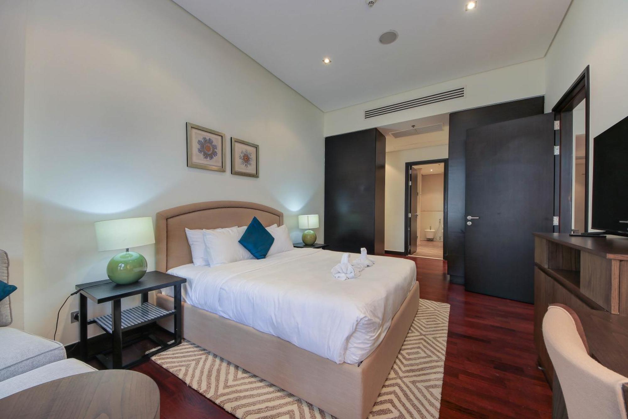 Luxe Getaways Royal Amwaj Palm Jumeirah Resort Apartment Holiday Home Dubai Rom bilde